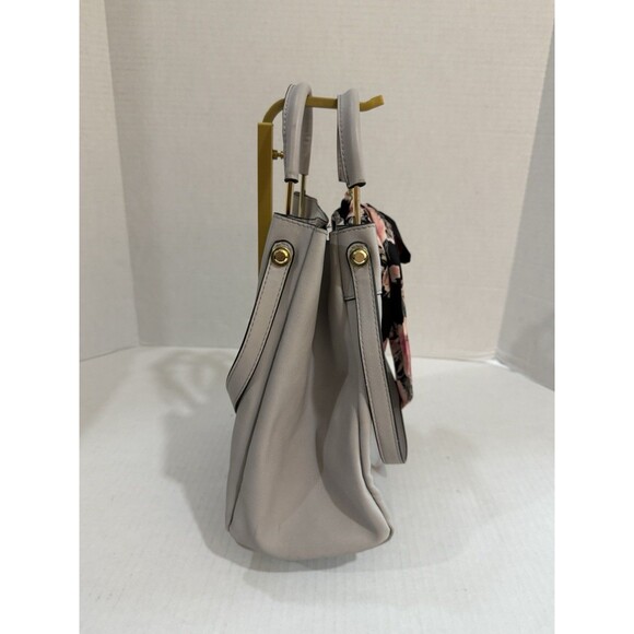 Steve Madden Shoulder Bags Satchels W/Gold Hardware & Floral Bow Beautiful - Picture 6 of 16